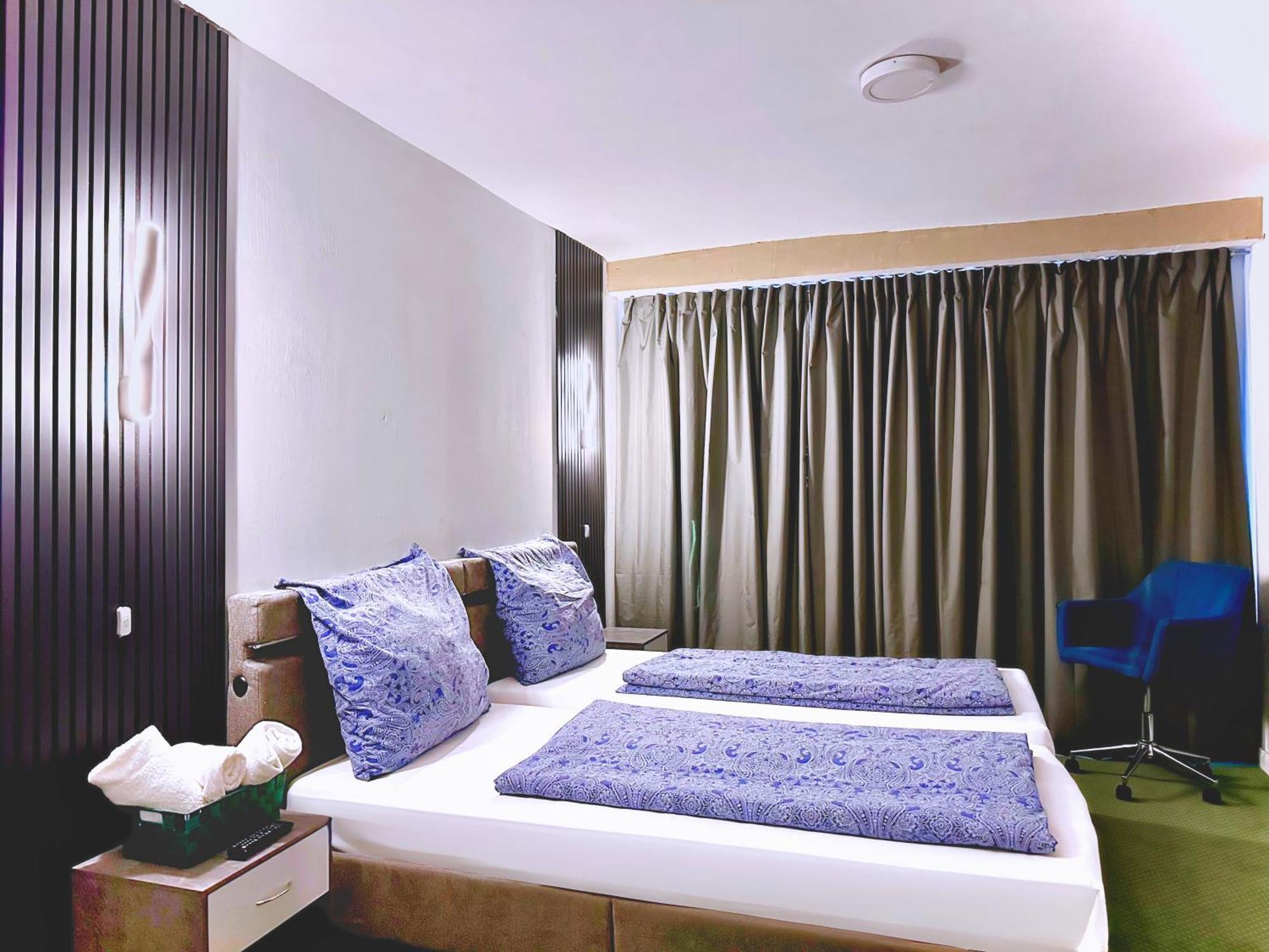 Hotel Hamburg Inn Bagian luar foto